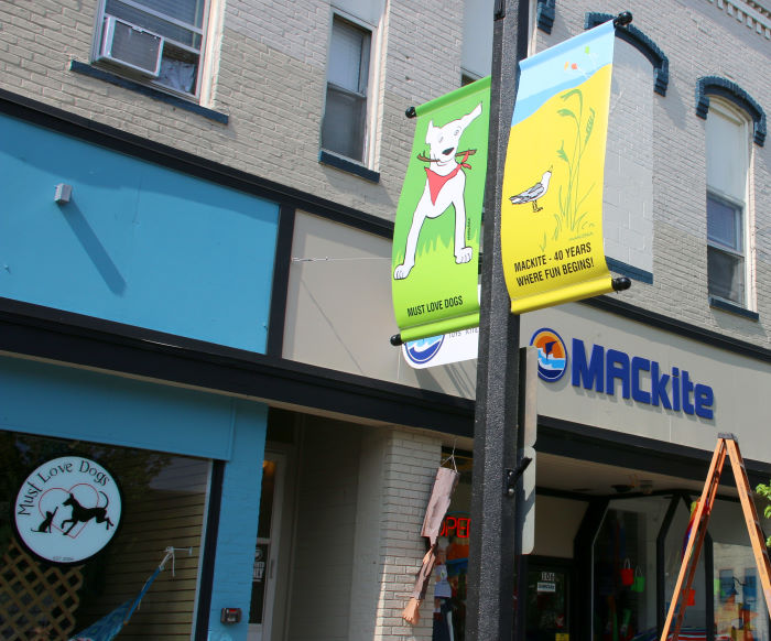 MACkite in downtown Grand Haven - Front Entrance